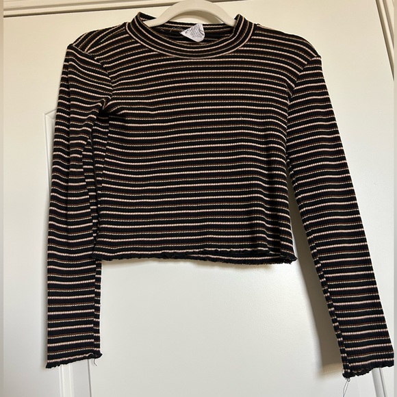 Tilly’s Striped Mock Neck Girls Top - Picture 1 of 2